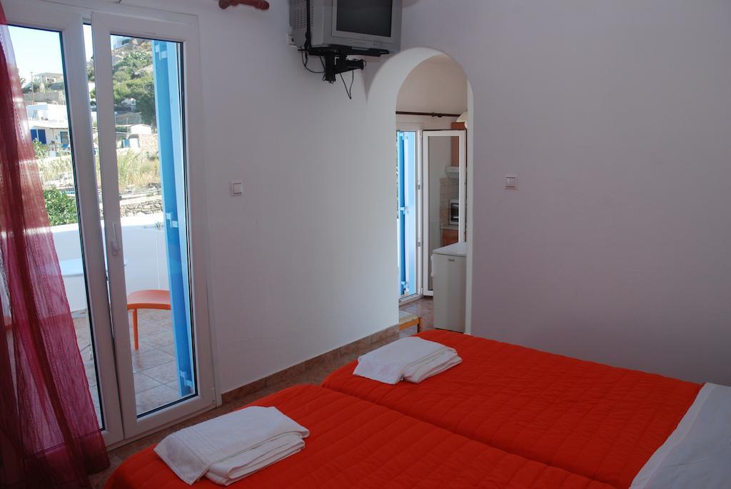 Pension Katerina Studios Tourlos Rum bild
